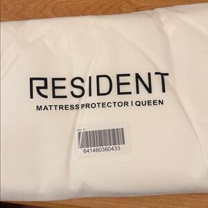 New Resident Queen size mattress protector Dream Cloud Nectar